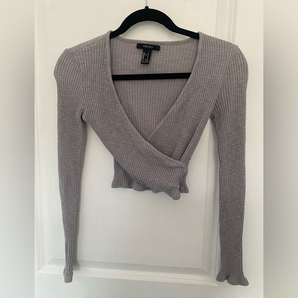 forever21 cropped gray crossover long sleeve